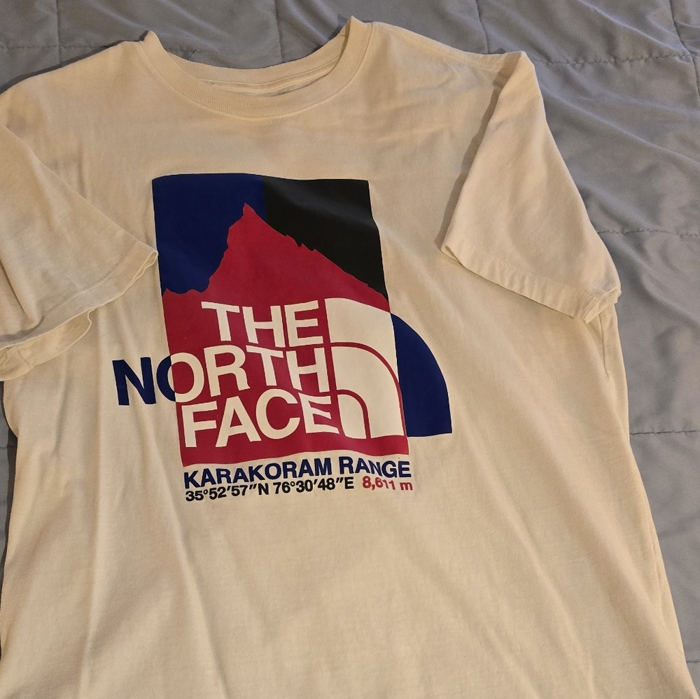 The North Facw T-Shirt